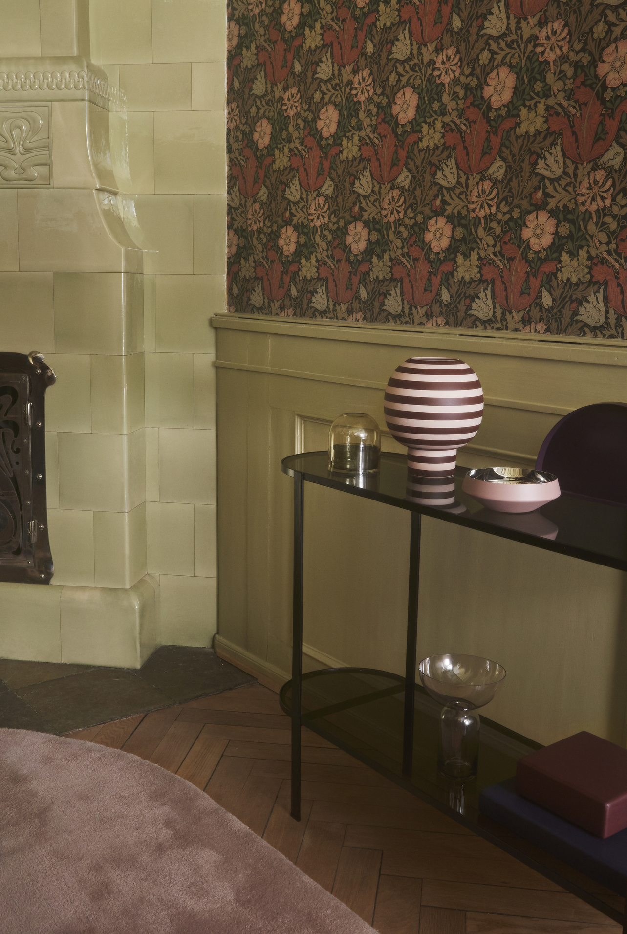 VARIA sculptural vase